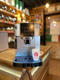 Кофемашина Delonghi ECAM  220.30 