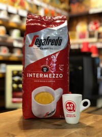 Кофе в зёрнах "Segafredo - Intermezzo", 1 кг, Италия